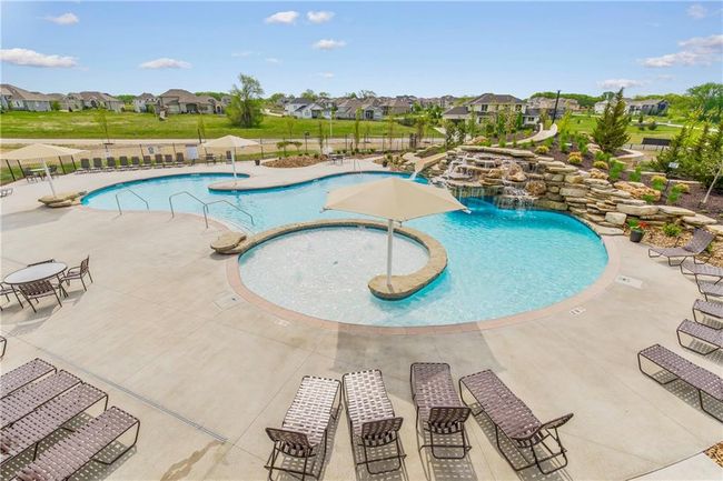 2307 W 176 Th Ter, House other with 4 bedrooms, 4 bathrooms and null parking in Overland Park KS | Image 55