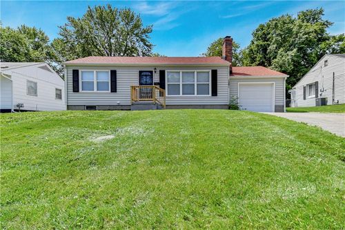 1201 W 25th St S, Independence, MO, 64052-3205 | Card Image