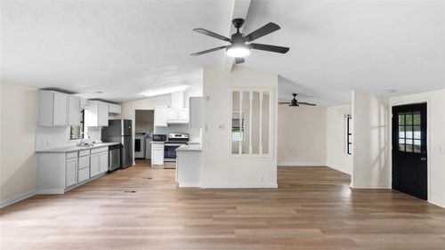 2359 Virginia Ct, Montgomery, TX, 77316-3186 | Card Image