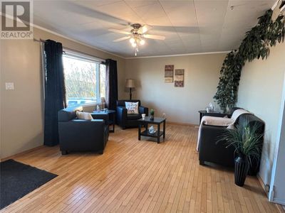 336 100 B Ave, House other with 3 bedrooms, 1 bathrooms and null parking in Dawson Creek BC | Image 3