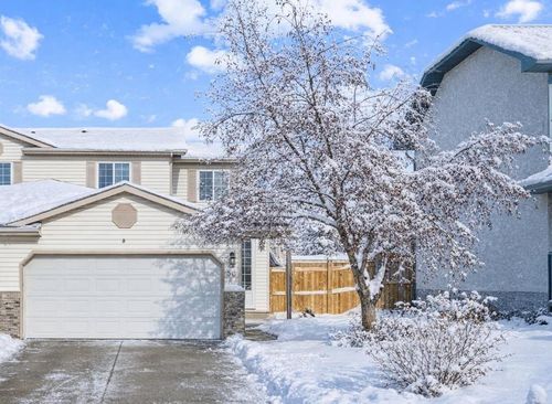 56 W Terrace Rd, Cochrane, AB, T4C1S5 | Card Image