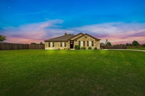 104 Angela Dr, Liberty Hill, TX, 78642-4033 | Card Image