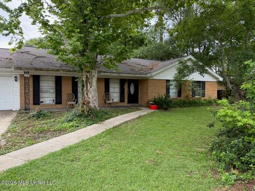 444 Klondyke Rd, Long Beach, MS, 39560-4613 | Card Image