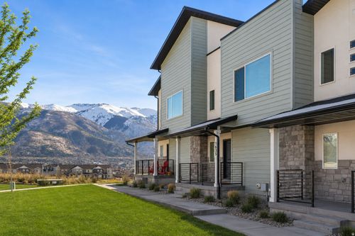1635 E Indigo Loop, Layton, UT, 84040-6627 | Card Image