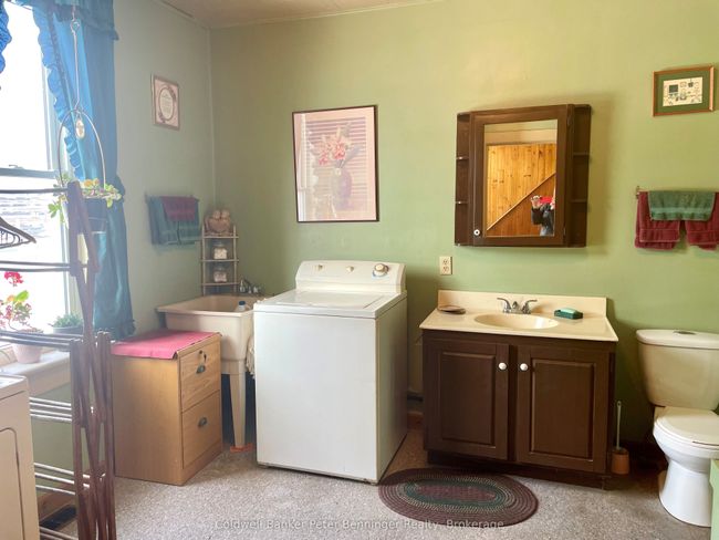 20 Elm St S, House other with 3 bedrooms, 2 bathrooms and 4 parking in Walkerton ON | Image 9
