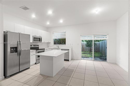 12121 Nw 23rd Ct, Miami, FL, 33167-1487 | Card Image