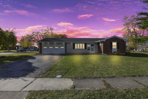 2009 Fair Oaks Dr, Sidney, OH, 45365-1018 | Card Image