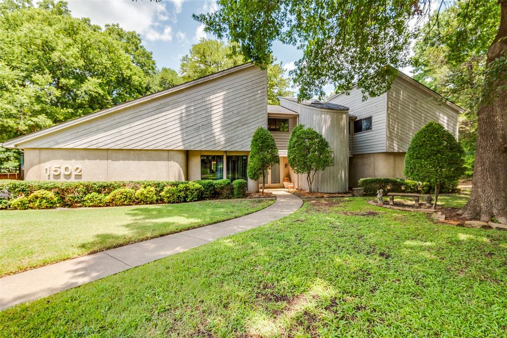 Shady Tree Pl, Duncanville, TX 75137