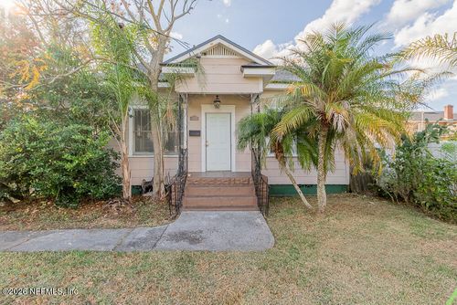 1072 Brown St, Jacksonville, FL, 32205-7513 | Card Image