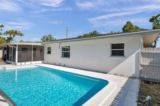 2009 Cleveland St, House other with 3 bedrooms, 2 bathrooms and null parking in CLEARWATER FL | Image 49