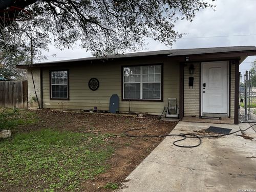 1815 Bronte St, San Antonio, TX, 78207-7476 | Card Image