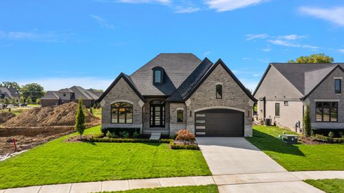 13970 Quail View Dr, Washington Township, MI, 48094-4008 | Card Image