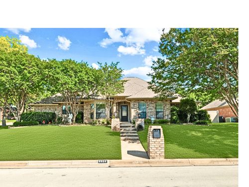 6004 Lakehurst Dr, Arlington, TX, 76016-1000 | Card Image