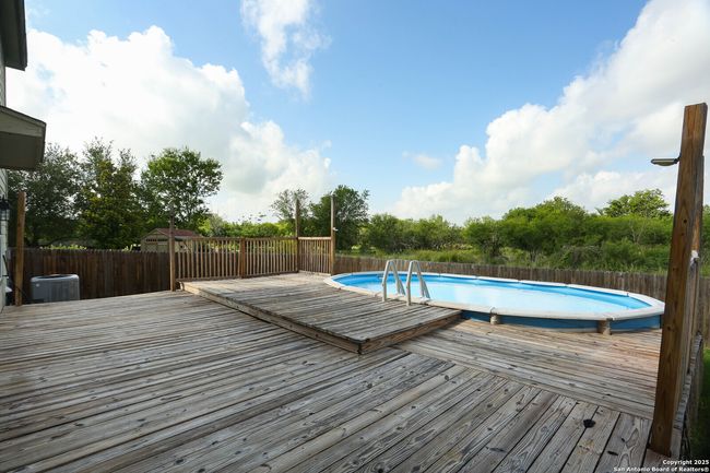 213 Hinge Loop, House other with 4 bedrooms, 3 bathrooms and null parking in Cibolo TX | Image 32