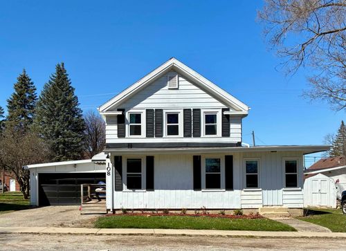 108 S Brady St, Corunna, MI, 48817-1717 | Card Image