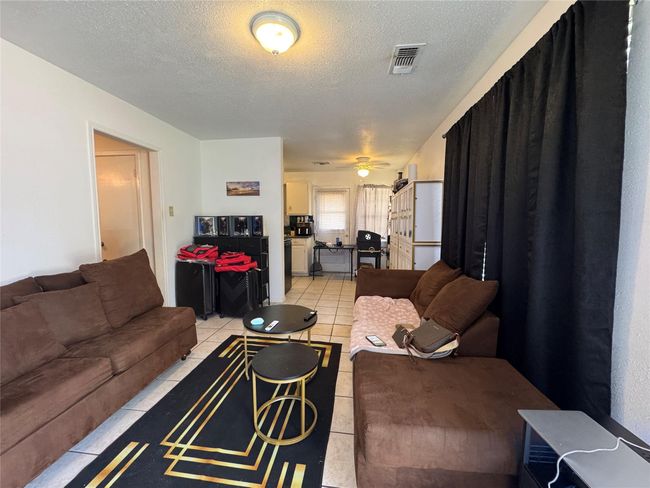2606 Dalview St, Home with 4 bedrooms, 2 bathrooms and null parking in Houston TX | Image 5