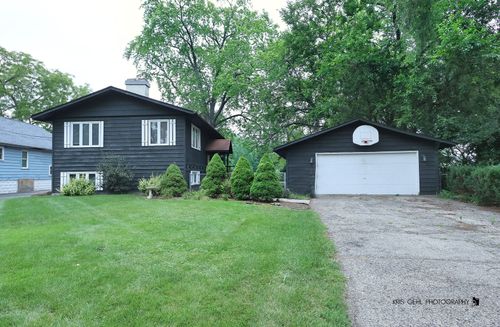 25 N Channel Dr, Round Lake Beach, IL, 60073-2051 | Card Image