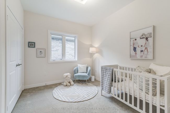 799 Apple Terr, House other with 5 bedrooms, 4 bathrooms and 2 parking in Milton ON | Image 33