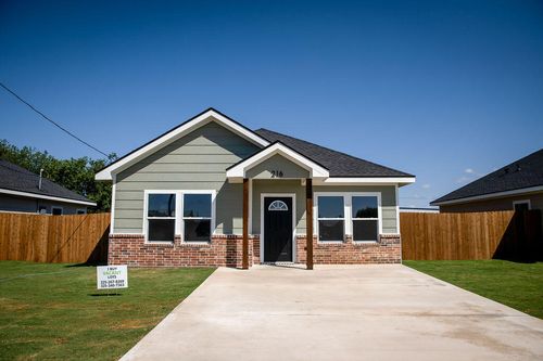 216 W 27th St, San Angelo, TX, 76903-2543 | Card Image