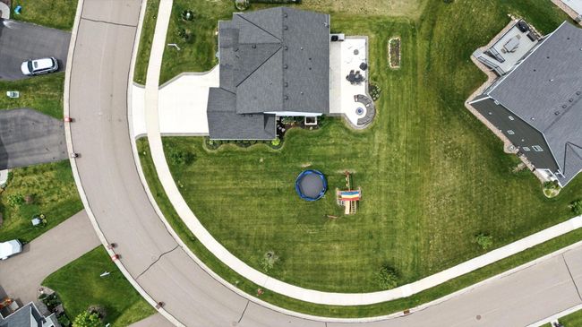 Close to walking trails and on a cul de sac | Image 46