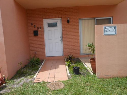 620 Sw 80th Ter, North Lauderdale, FL, 33068-2128 | Card Image