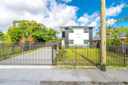 1411 Nw 40th St, Miami, FL, 33142-4839 | Card Image