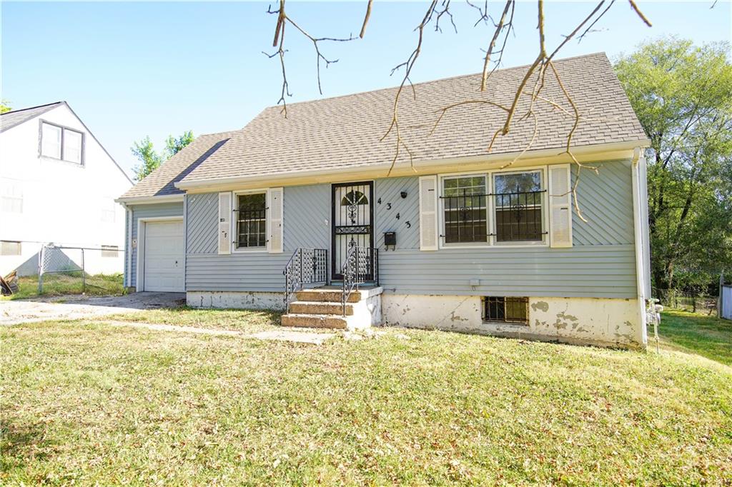 Lister Ave, Kansas City, MO 64130