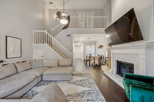 apt-5203-12660 Hillcrest Rd, Dallas, TX, 75230-2027 | Card Image