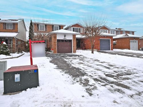 8 Stephensen Crt, Brampton, ON, L6V3X8 | Card Image