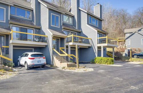 319 Territory Dr, Galena, IL, 61036-8719 | Card Image