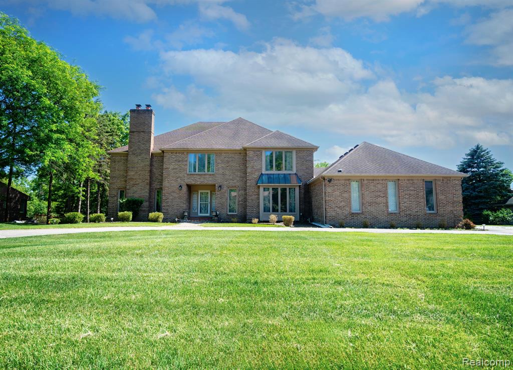 Ramble Hills Dr, Farmington Hills, MI 48331