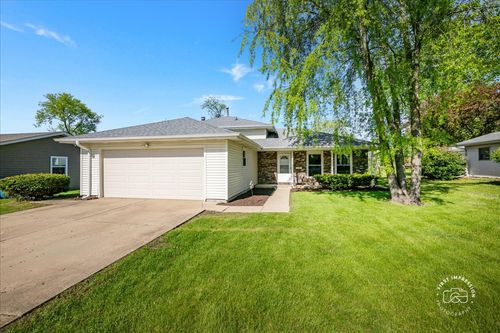 966 N Elmwood Drive, Aurora, IL, 60506 | Card Image