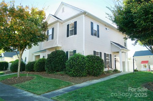 6202 Lentz Way, Harrisburg, NC, 28075-7450 | Card Image