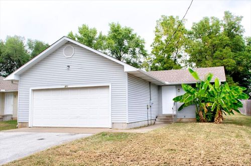 206 Howard St, Willard, MO, 65781-9592 | Card Image