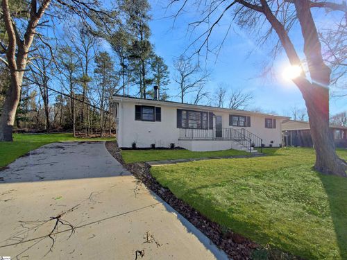 27 Shamrock Circle, Greenville, SC, 29611 | Card Image
