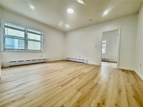 2-1561 E 32nd St, Brooklyn, NY, 11234-3403 | Card Image