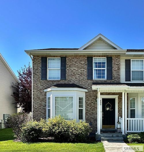 880 Liberty Ln, Rexburg, ID, 83440-5272 | Card Image