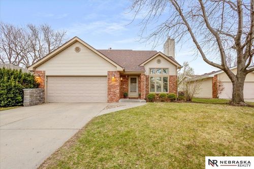 5424 Sugarberry Ct, Lincoln, NE, 68516-1646 | Card Image