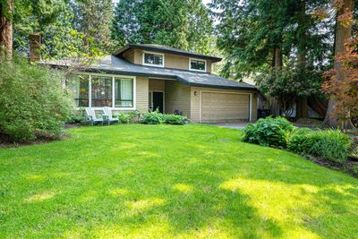 1750 Amble Greene Dr, House other with 3 bedrooms, 3 bathrooms and null parking in Surrey BC | Image 1