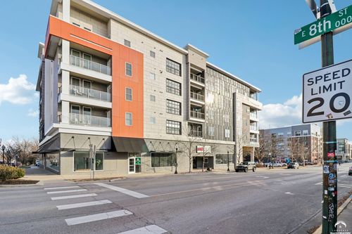 unit-204-800 New Hampshire St, Lawrence, KS, 66044-2792 | Card Image