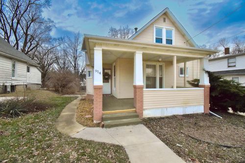 914 W Olive St, Bloomington, IL, 61701-4963 | Card Image