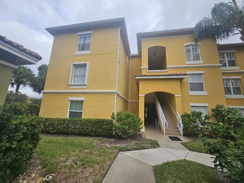 301-5050 Fairways Cir, VERO BEACH, FL, 32967-7454 | Card Image