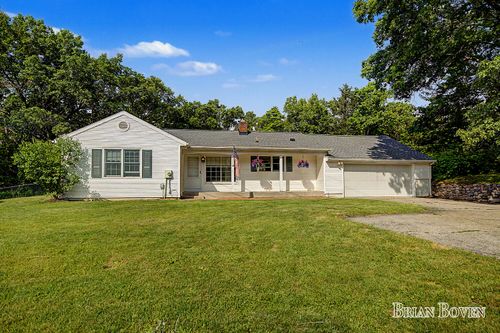 4383 Honey Creek Ave, Ada, MI, 49301-9725 | Card Image