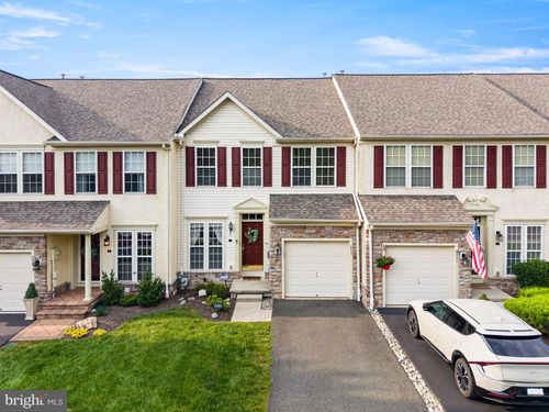 229 Creekside Dr, POTTSTOWN, PA, 19464-2989 | Card Image