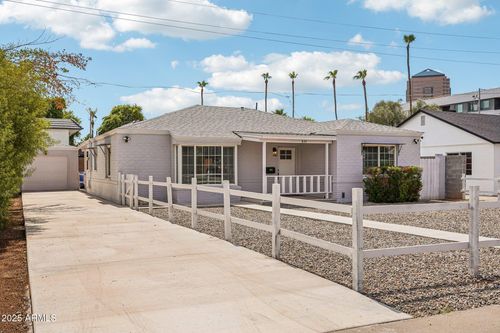 511 E Cheery Lynn Rd, Phoenix, AZ, 85012-2607 | Card Image