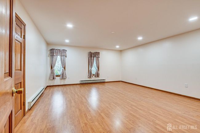 86 Bunker Hill Rd, House other with 3 bedrooms, 3 bathrooms and null parking in Lawrence NJ | Image 27