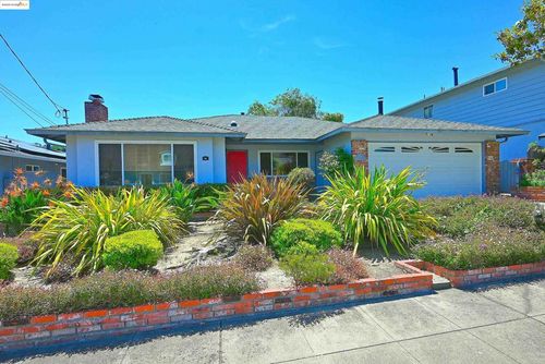 44 Oak Hill Cir, Oakland, CA, 94605-4548 | Card Image