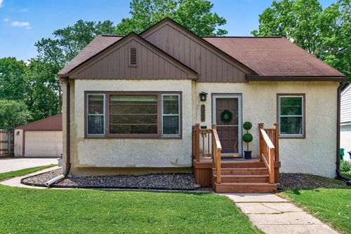 3255 Drew Ave N, Robbinsdale, MN, 55422-3249 | Card Image