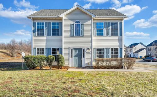 2501 Willow Walk Dr Nw, Roanoke, VA, 24017-1162 | Card Image