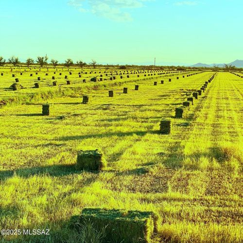 9400 E Baumgartner Rd, Eloy, AZ, 85131-9537 | Card Image